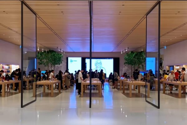 Electronic Store About Store Image 2